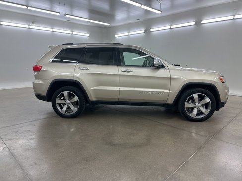 Used 2015 Jeep Grand Cherokee Limited w/ Luxury Group II image 13