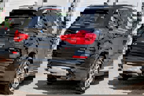 Used 2019 BMW X3 sDrive30i w/ Driving Assistance Package image 11