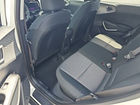 New 2025 Kia Soul S image 15