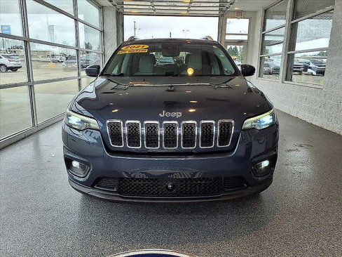 Used 2021 Jeep Cherokee Latitude Lux image 2