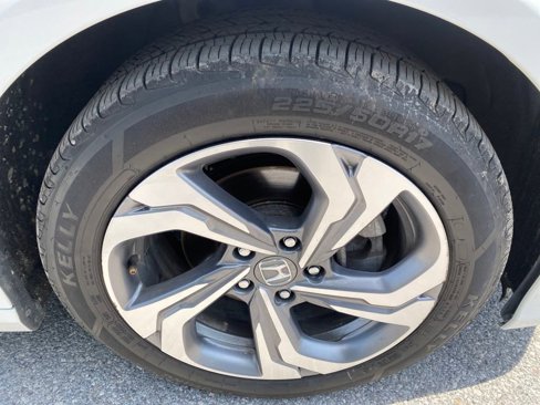 Used 2020 Honda Accord EX image 17