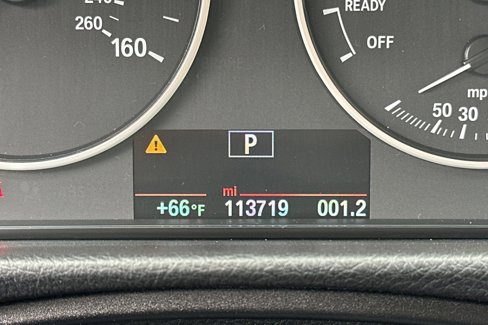 Used 2015 BMW 320i Sedan image 21