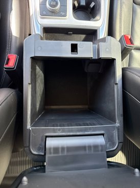 Used 2022 Ford Explorer XLT w/ Equipment Group 202A image 17