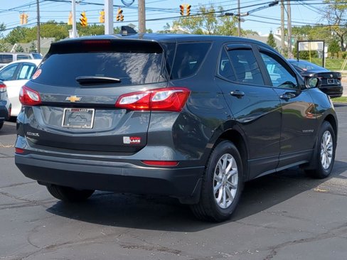 Used 2020 Chevrolet Equinox LS w/ LS Convenience Package image 6