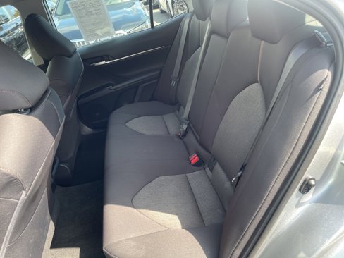 Used 2020 Toyota Camry LE image 26