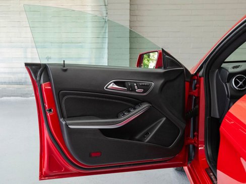Used 2018 Mercedes-Benz CLA 250 image 25