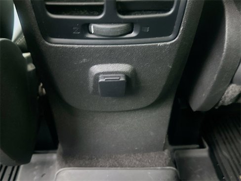 Used 2019 Ford Escape SEL image 26