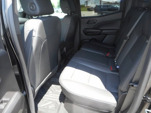 Used 2024 Chevrolet Colorado Trail Boss w/ LPO, Dark Essentials Package image 16