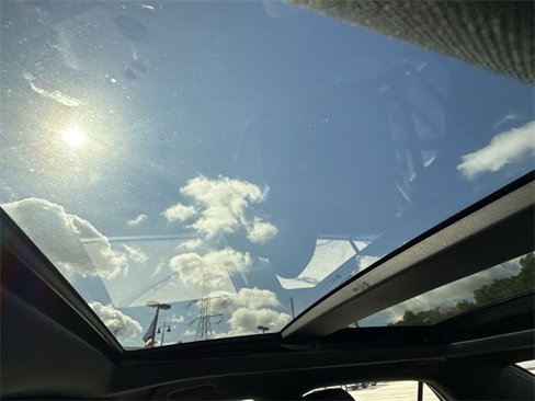 Used 2014 Chrysler 300 C image 19