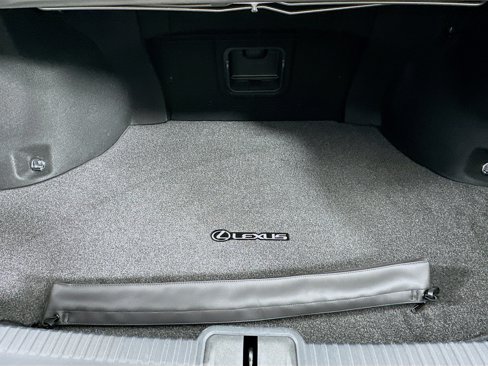 Used 2020 Lexus ES 300h w/ Premium Package image 29