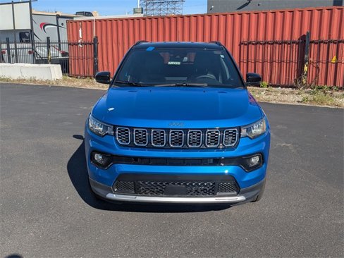 New 2025 Jeep Compass Limited image 9