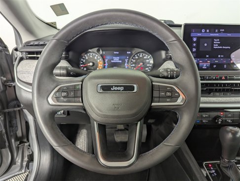 Used 2022 Jeep Compass Latitude image 24