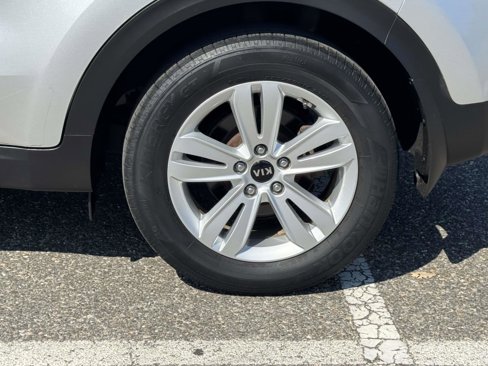 Used 2018 Kia Sportage LX image 7
