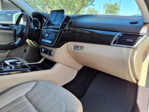 Used 2017 Mercedes-Benz GLE 350 image 9