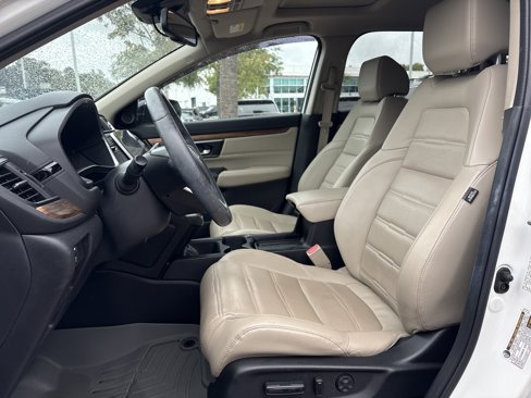 Used 2018 Honda CR-V Touring image 16