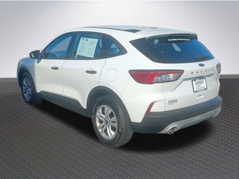 Used 2022 Ford Escape S image 5