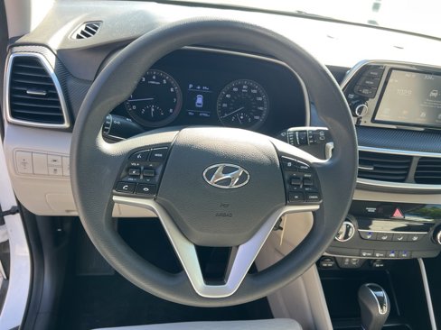 Used 2020 Hyundai Tucson SE w/ Winter Weather Package image 13