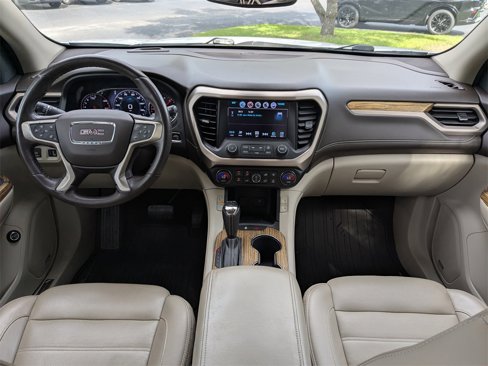 Used 2019 GMC Acadia Denali image 16
