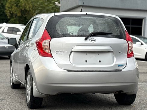 Used 2015 Nissan Versa Note SV image 3