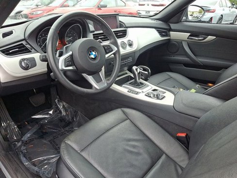 Used 2012 BMW Z4 sDrive28i image 11