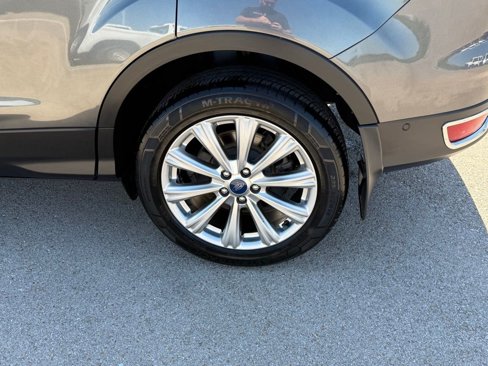 Used 2018 Ford Escape Titanium image 39