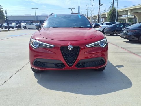 Used 2022 Alfa Romeo Stelvio Veloce image 8