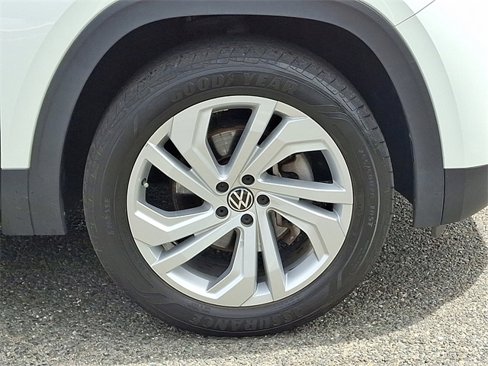 Used 2021 Volkswagen Atlas SE image 8