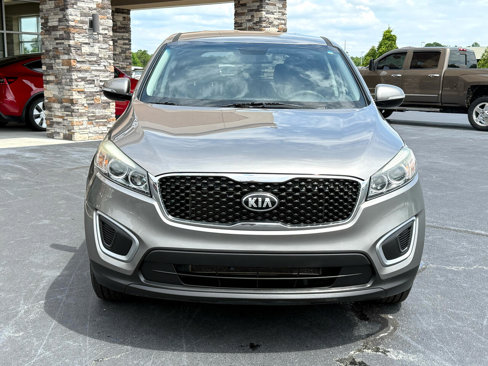 Used 2017 Kia Sorento L image 7