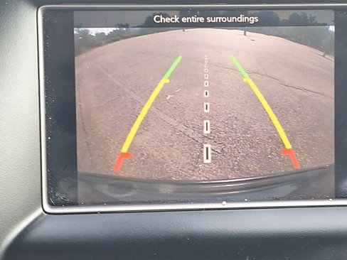 Used 2019 Jeep Grand Cherokee Laredo image 29