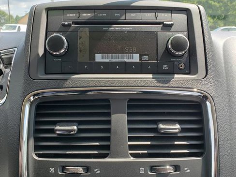 Used 2015 Dodge Grand Caravan SE w/ Quick Order Package 29E SE image 22