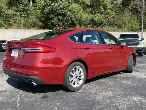 Used 2020 Ford Fusion SE image 3