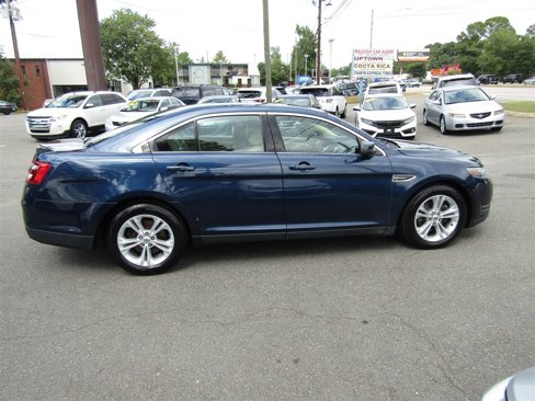 Used 2016 Ford Taurus SEL w/ Equipment Group 201A image 9