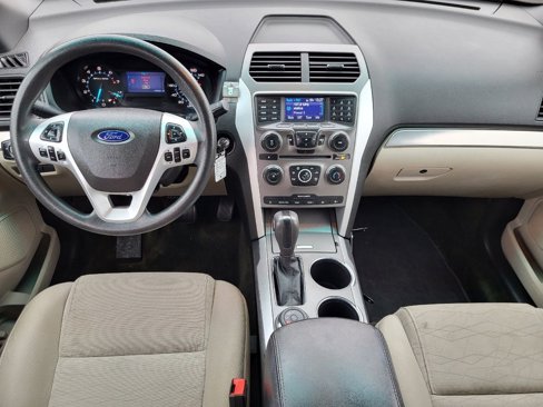 Used 2013 Ford Explorer 4WD w/ Class III Trailer Tow Pkg image 15
