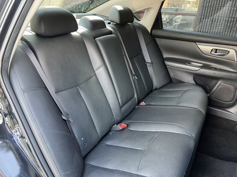 Used 2015 Nissan Altima 2.5 SL w/ Moonroof Package image 31