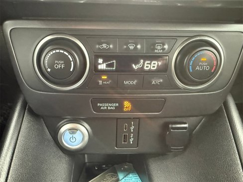 Used 2023 Nissan Leaf S image 21