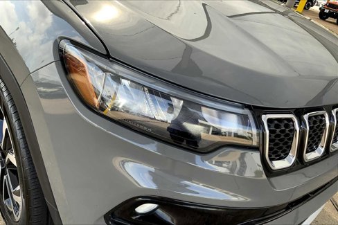 Certified 2024 Jeep Compass Limited image 27