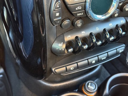 Used 2011 MINI Cooper Countryman S image 14