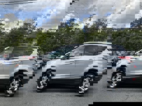 Used 2015 Ford Escape SE image 8