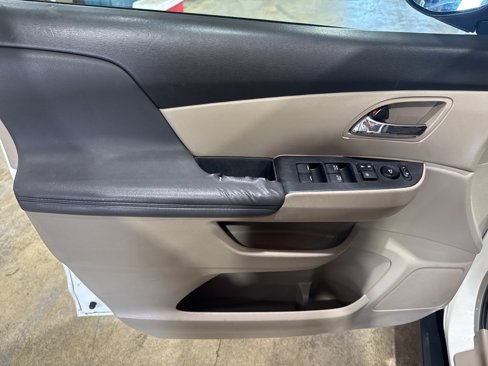 Used 2016 Honda Odyssey SE image 13