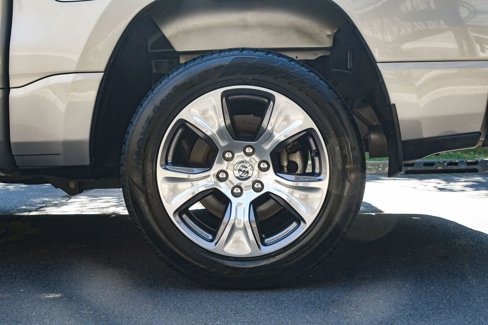 Used 2024 RAM 1500 Laramie image 32