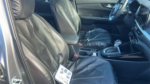Used 2024 Kia Forte GT-Line image 11