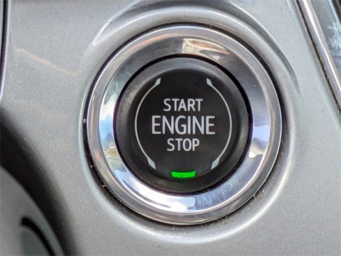 Used 2024 Chevrolet Trax LT image 28