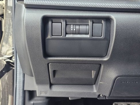 Certified 2025 Subaru Crosstrek 2.5i Sport w/ Crosstrek Mirror Package image 28