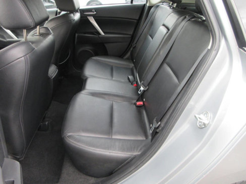 Used 2013 MAZDA MAZDA3 i Grand Touring image 21