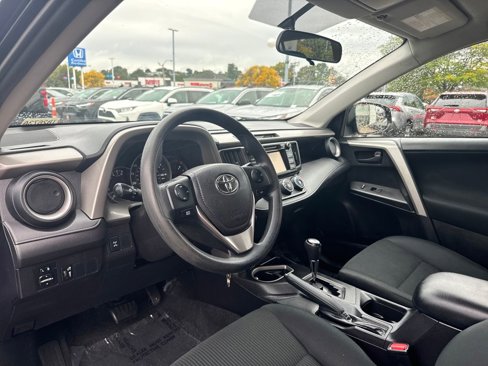 Used 2016 Toyota RAV4 LE image 14