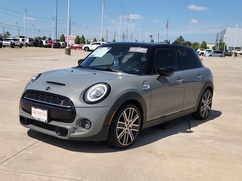 Used 2020 MINI Cooper S image 3