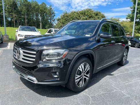 Certified 2024 Mercedes-Benz GLB 250 w/ Driver Assistance Package image 4