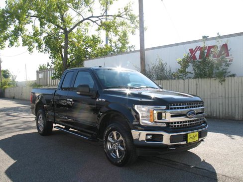 Used 2018 Ford F150 XLT w/ Equipment Group 302A Luxury image 2