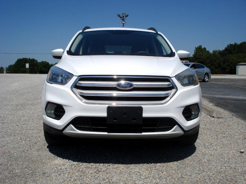 Used 2018 Ford Escape SE image 3