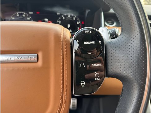Used 2019 Land Rover Range Rover Sport HSE Dynamic image 18